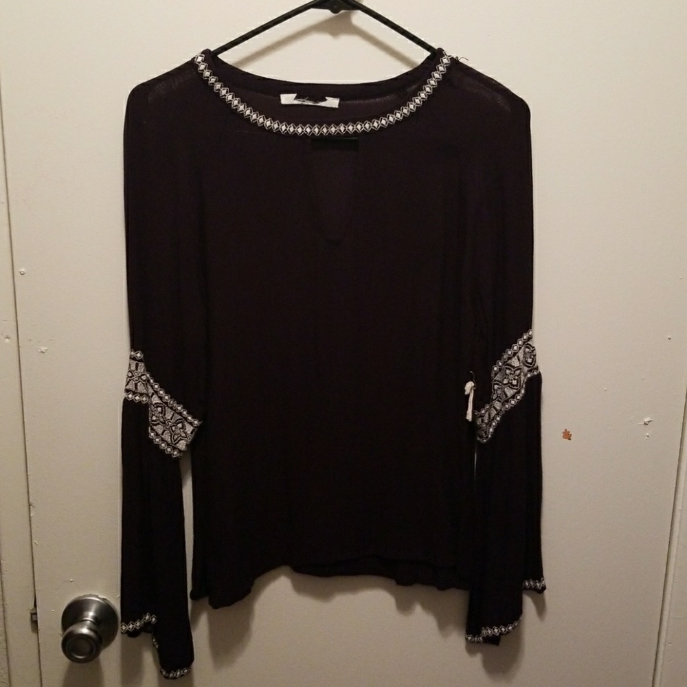 Long sleeve top